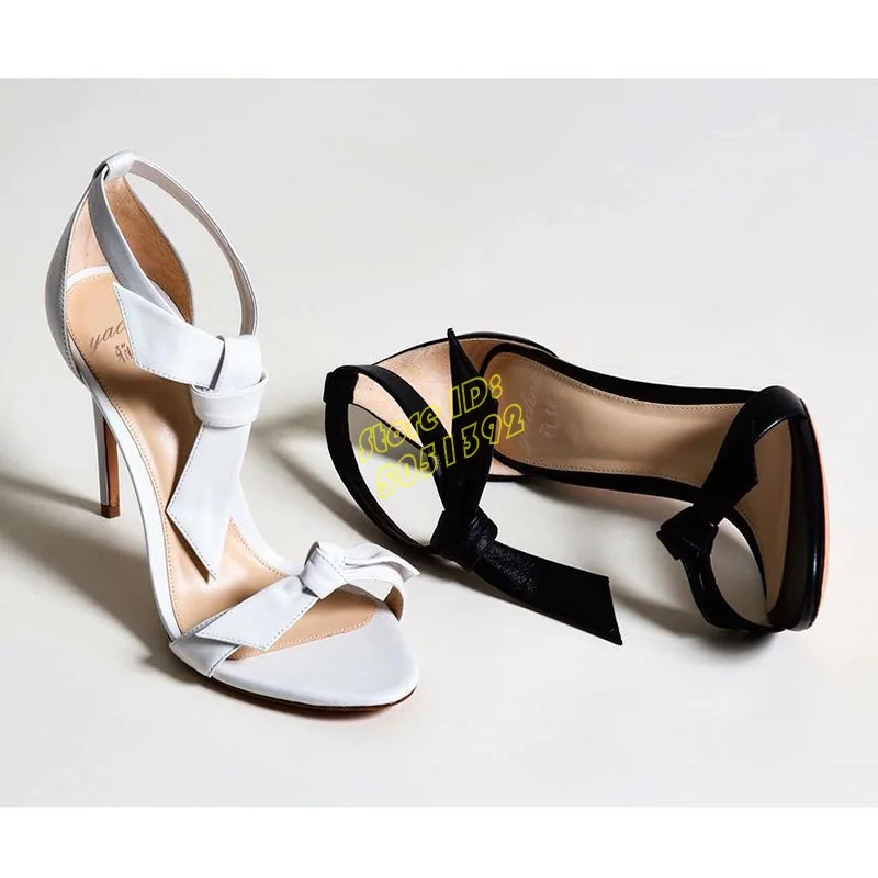Leather Classic Strap - Sandalias de tacón de aguja con
