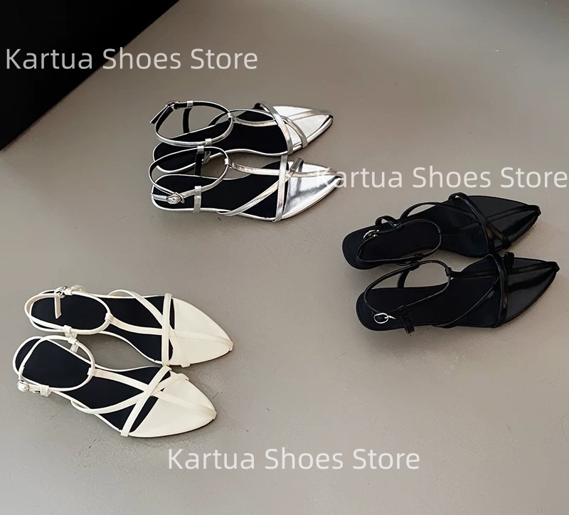 Sandalias Planas de Piel Negra - Leather Classic Strap reseña y precio